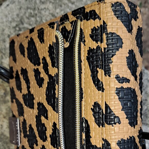Wallet organizer by Neiman Marcus (NWT) - Picture 7 of 7